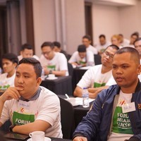 Sharing Experience in Trading Forex and Gold in Palembang